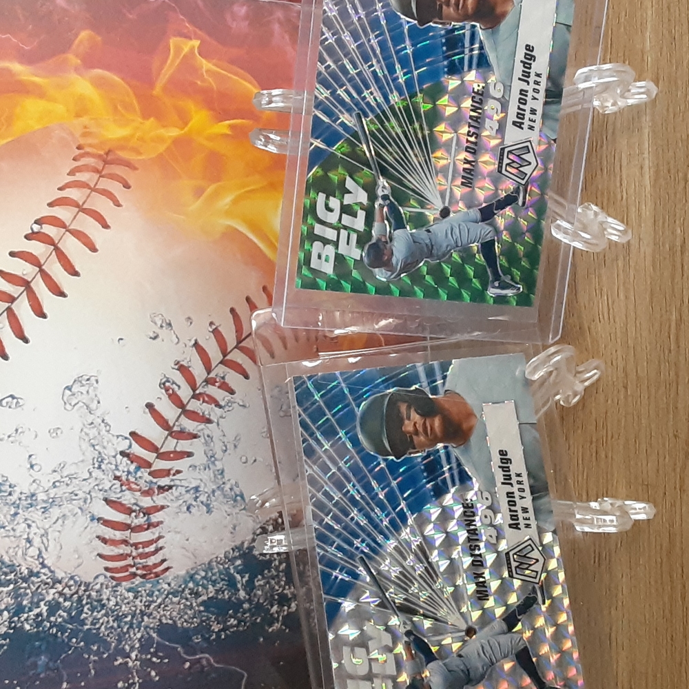 2 beautiful Aaron Judge Big Fly prizm cards